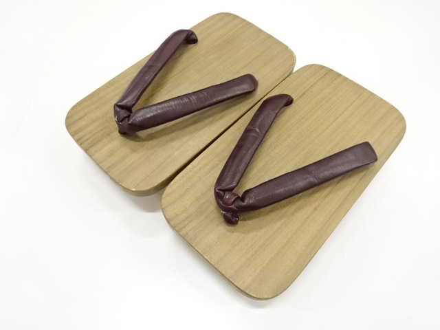 JAPANESE KIMONO / VINTAGE UNUSED MENS GETA (23.5 cm)